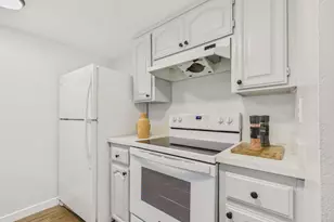 215 Red Oak Dr G, Sunnyvale, CA 94086 - Photo 16