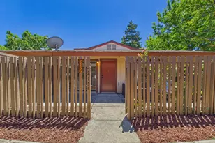 215 Red Oak Dr G, Sunnyvale, CA 94086 - Photo 2