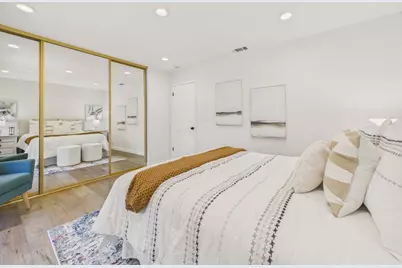 215 Red Oak Dr G, Sunnyvale, CA 94086 - Photo 22