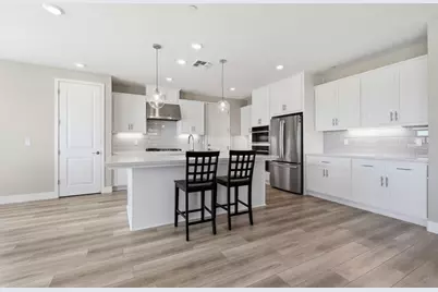 16141 Riverton Ave, Lathrop, CA 95330 - Photo 10