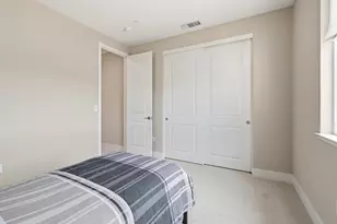 16141 Riverton Ave, Lathrop, CA 95330 - Photo 32