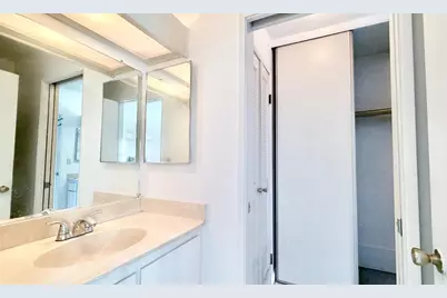 150 Checkers Dr, San Jose, CA 95116 - Photo 16