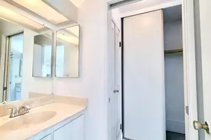 150 Checkers Dr, San Jose, CA 95116 - Photo 16