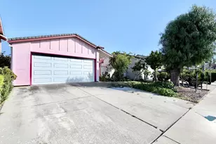 150 Checkers Dr, San Jose, CA 95116 - Photo 2