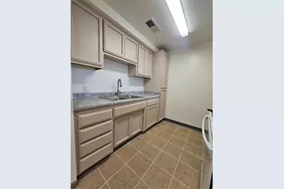 820 Illinois Ave 16, Los Banos, CA 93635 - Photo 6