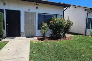 820 Illinois Ave 16, Los Banos, CA 93635 - Photo 2