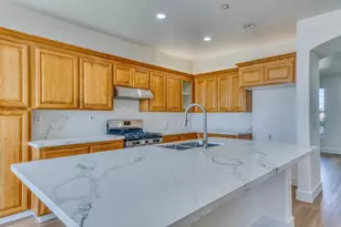470 Cascade Way, Salinas, CA 93906 - Photo 6