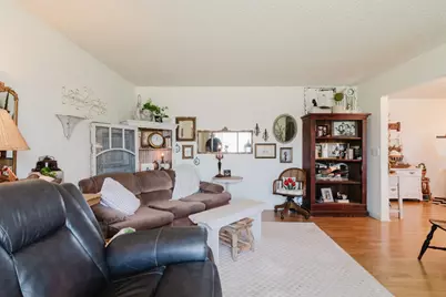 219 Rio Vista Dr, King City, CA 93930 - Photo 6