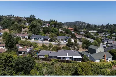 1029 Lupin (Lower) Way, San Carlos, CA 94070 - Photo 2