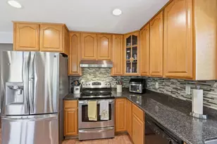597 Oldbrook Ct, San Jose, CA 95111 - Photo 8