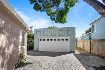 30 Meadow Ln, Redwood City, CA 94063 - Photo 24