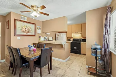 402 E Bianchi Rd 1, Stockton, CA 95207 - Photo 4