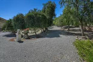 2727 Thomas Rd, Hollister, CA 95023 - Photo 74