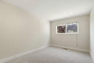 6102 Urlin Ct, San Jose, CA 95123 - Photo 20