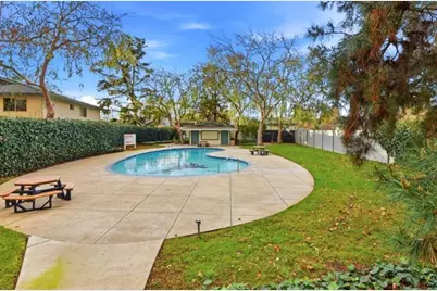 363 E Latimer Ave 1, Campbell, CA 95008 - Photo 20