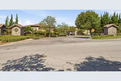 1256 Thornbury Ln, San Jose, CA 95138 - Photo 42