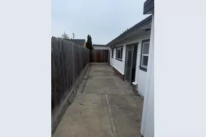 85 Paloma Ave, Salinas, CA 93905 - Photo 22