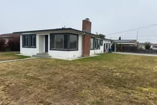 85 Paloma Ave, Salinas, CA 93905 - Photo 2