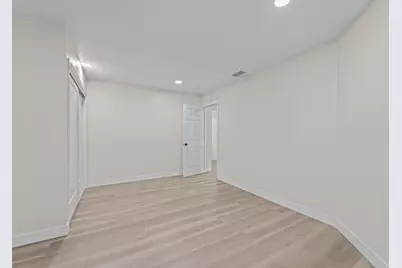 294 Chateau La Salle Dr 294, San Jose, CA 95111 - Photo 24