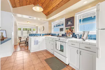 416 Sinex Ave, Pacific Grove, CA 93950 - Photo 16