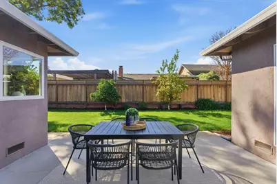 1696 Morning Glory Ln, San Jose, CA 95124 - Photo 32