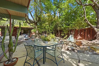 370 Shasta Dr, Palo Alto, CA 94306 - Photo 38