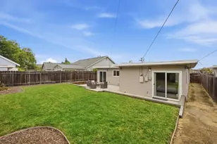 1425 Royal Ave, San Mateo, CA 94401 - Photo 18