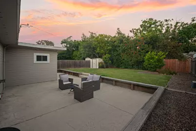 1425 Royal Ave, San Mateo, CA 94401 - Photo 22