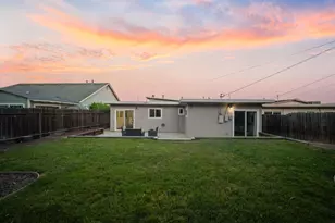1425 Royal Ave, San Mateo, CA 94401 - Photo 24