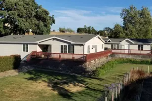 2580 Bridle Path Dr, Gilroy, CA 95020 - Photo 4