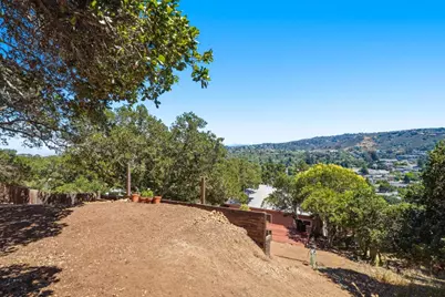 1720 Terrace Dr, Belmont, CA 94002 - Photo 40
