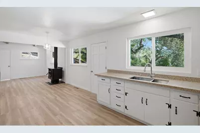 1720 Terrace Dr, Belmont, CA 94002 - Photo 6