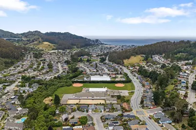 1336 Avila Ct, Pacifica, CA 94044 - Photo 38