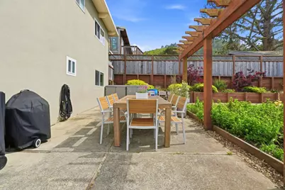 240 Reichling Ave, Pacifica, CA 94044 - Photo 24