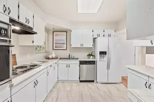 737 Hamann Dr, San Jose, CA 95117 - Photo 8
