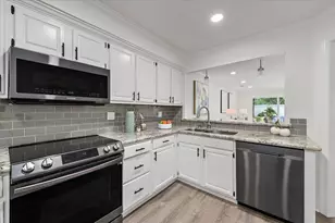 17171 Creekside Cir, Morgan Hill, CA 95037 - Photo 10
