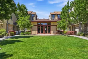 231 Peppermint Tree Ter 3, Sunnyvale, CA 94086 - Photo 32