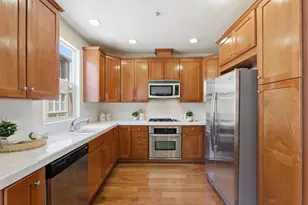 231 Peppermint Tree Ter 3, Sunnyvale, CA 94086 - Photo 16