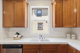 231 Peppermint Tree Ter 3, Sunnyvale, CA 94086 - Photo 6
