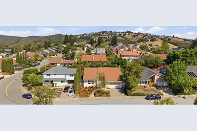 3194 La Mesa Dr, San Carlos, CA 94070 - Photo 38
