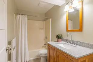 135 5th St, Pacific Grove, CA 93950 - Photo 38