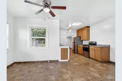 1102 California Ave, Los Banos, CA 93635 - Photo 12