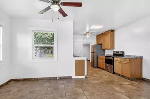 1102 California Ave, Los Banos, CA 93635 - Photo 12