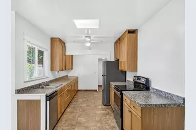 1102 California Ave, Los Banos, CA 93635 - Photo 8
