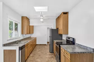 1102 California Ave, Los Banos, CA 93635 - Photo 8