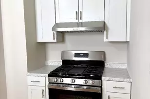 1390 E Santa Clara St, San Jose, CA 95116 - Photo 8
