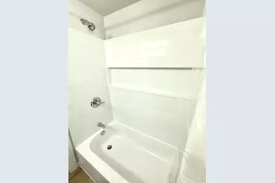 1390 E Santa Clara St, San Jose, CA 95116 - Photo 10