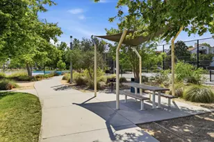 522 Porpoise Bay Ter A, Sunnyvale, CA 94089 - Photo 54