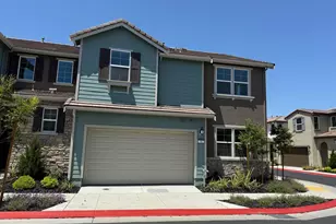 96 E Frost Dr, Tracy, CA 95391 - Photo 2