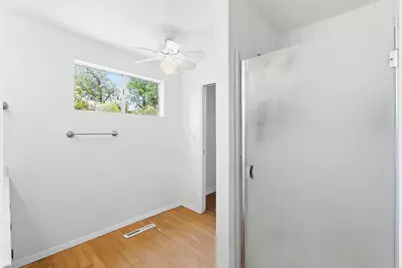 15880 Soda Springs Rd, Los Gatos, CA 95033 - Photo 16